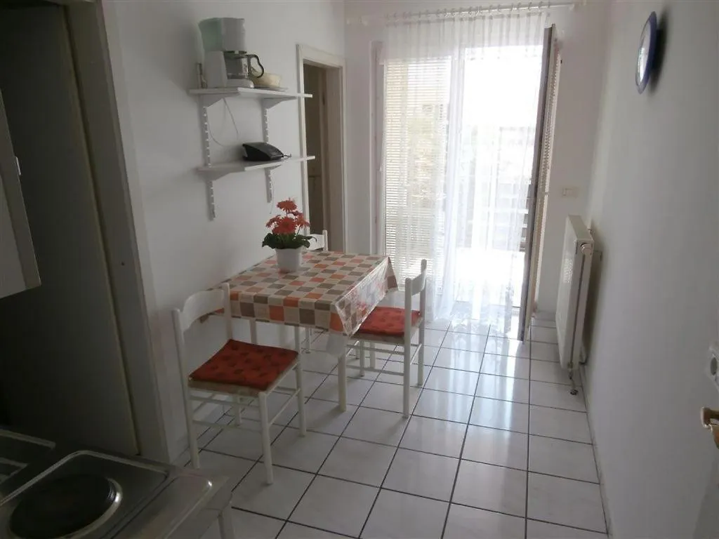 Apartment In Porec With Balcony, Wifi 819-4 0*,